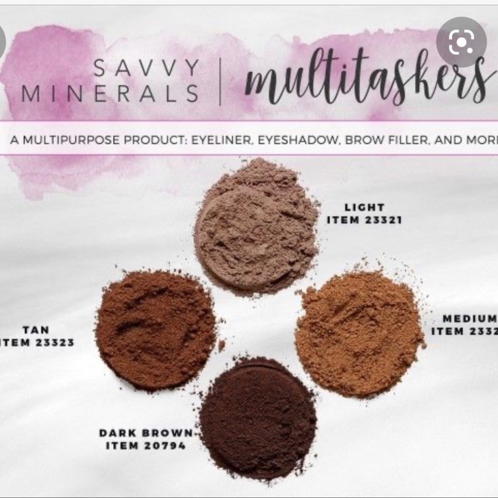 NEW Young Living Savvy Minerals MultiTasker Light New Never Opened
